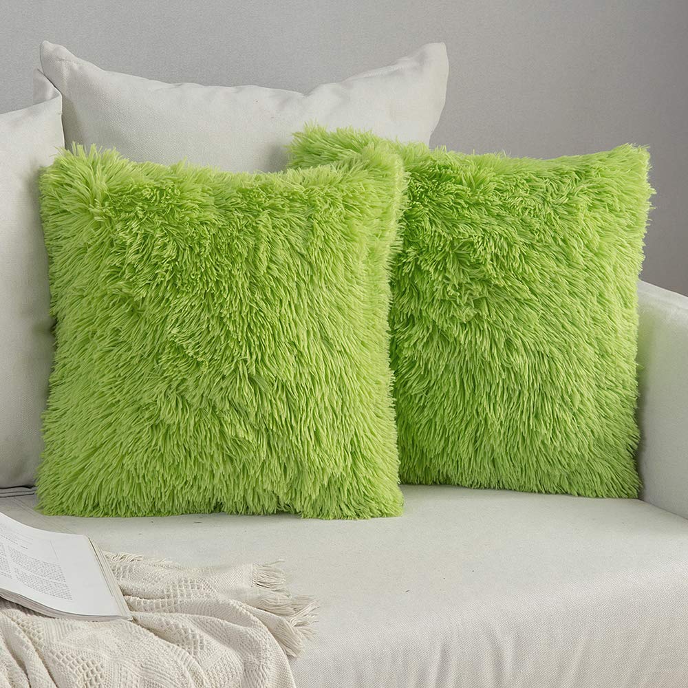 Miulee Green Christmas Decoration Luxury Faux Fur Throw Pillow Cover Deluxe Plush Cushion Cover Shell 2 Pack.