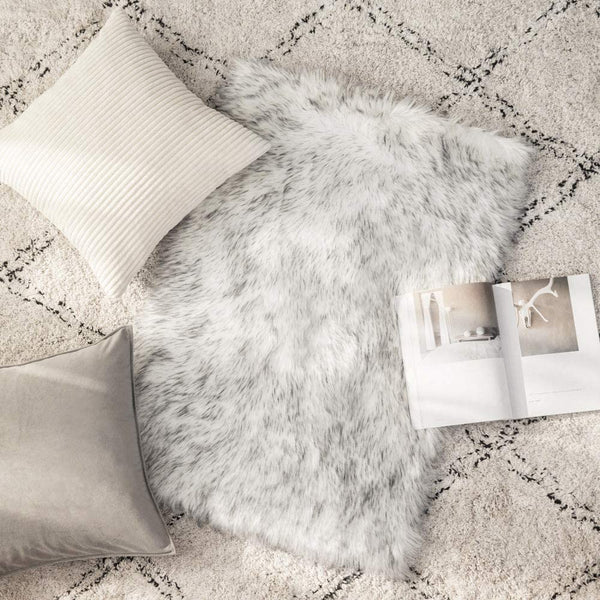 MIULEE Gradient Grey Luxury Super Soft Fluffy Area Rug Faux Fur Rectangle Rug Decorative Plush Shaggy Carpet 1 Pack
